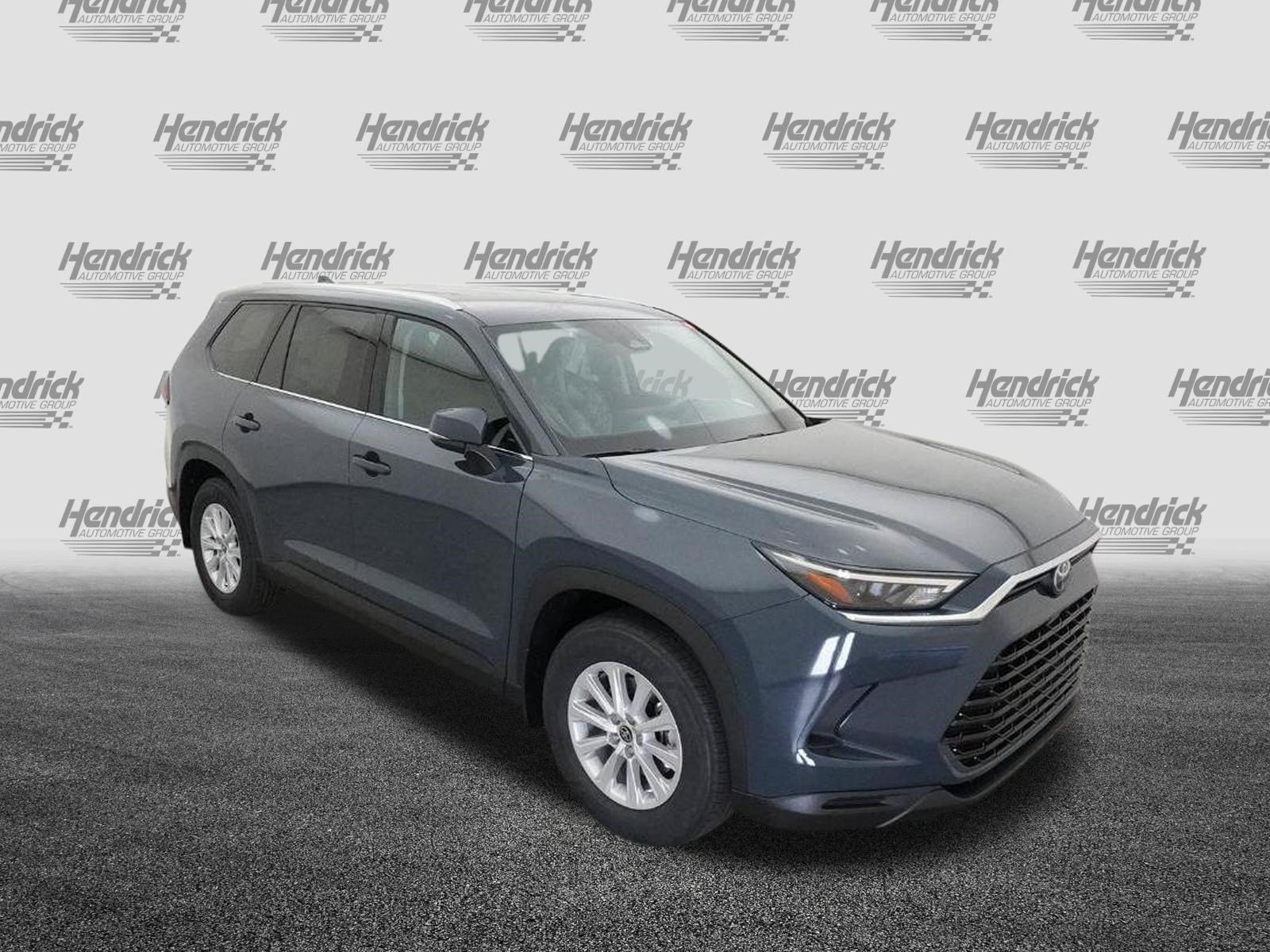 Used 2026 Toyota Grand Highlander XLE FWD image 14
