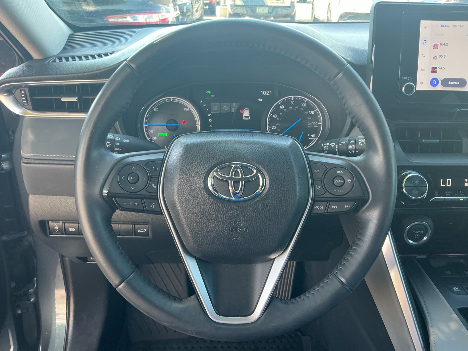 Certified 2024 Toyota Venza LE AWD/4WD image 8