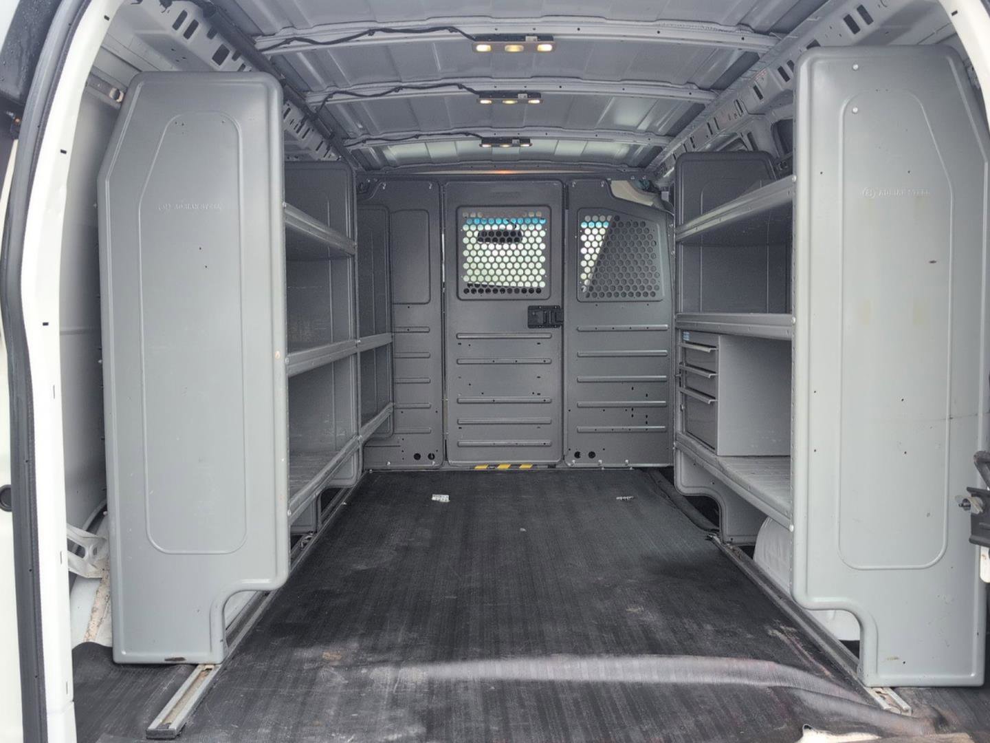 Used 2019 Chevrolet Express 2500 w/ Driver Convenience Package image 27