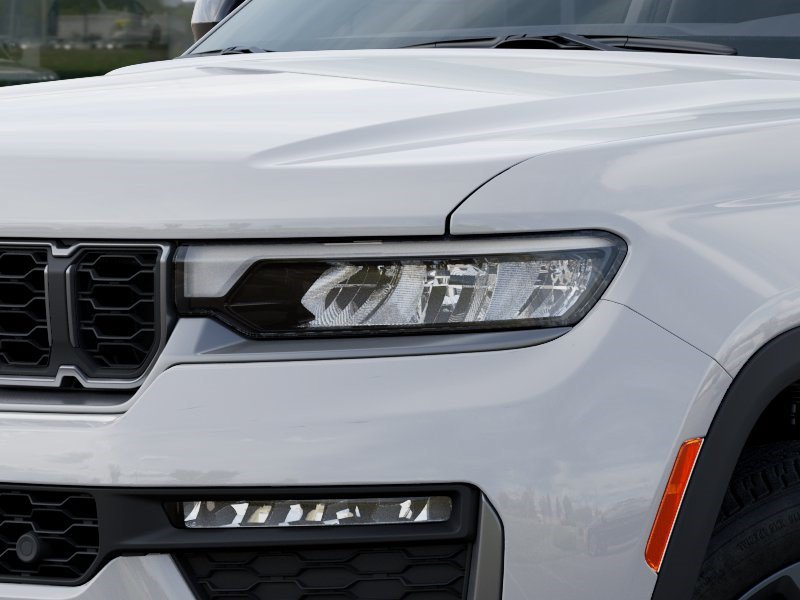 New 2026 Jeep Grand Cherokee L Limited AWD/4WD image 11
