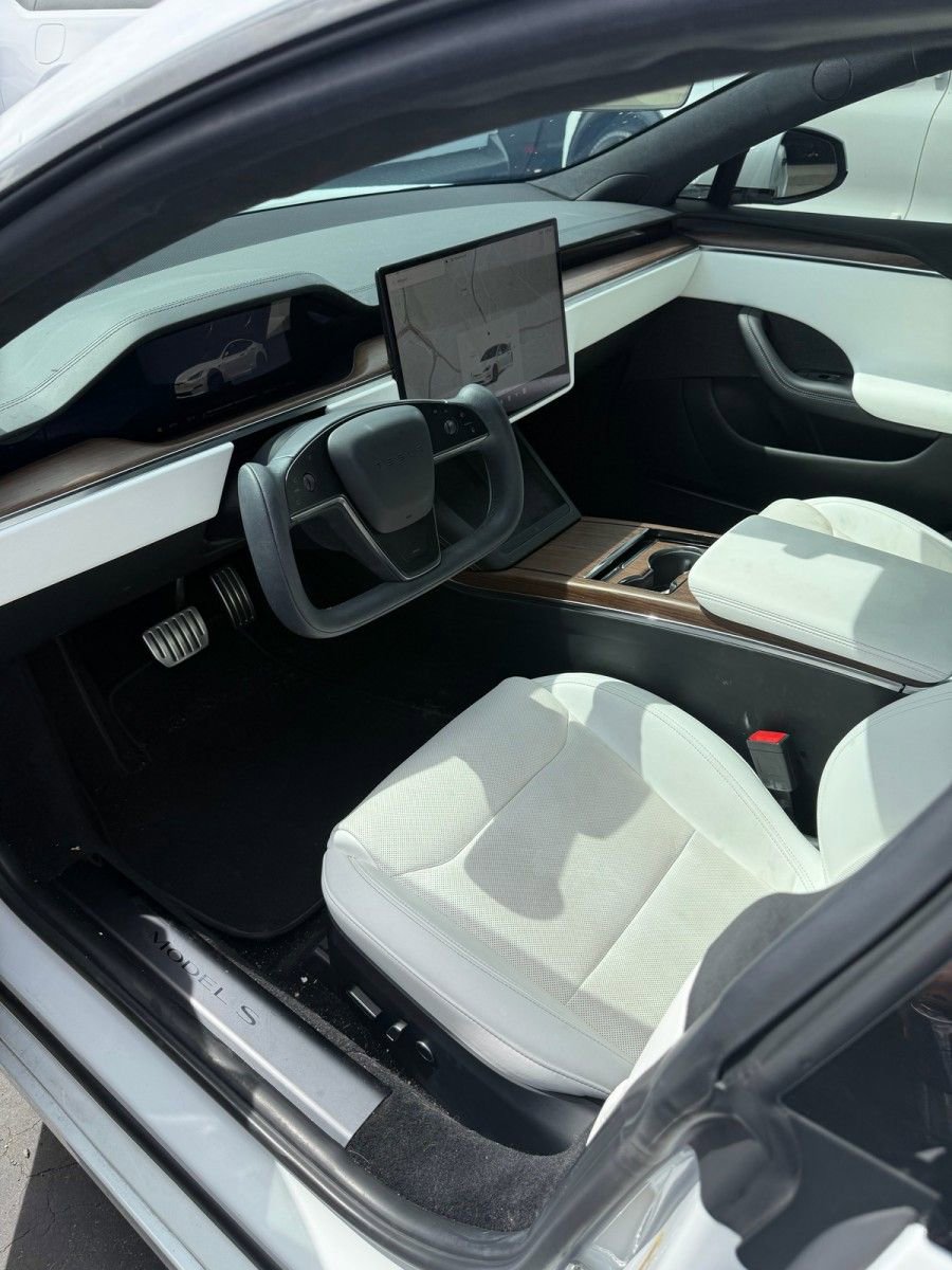 Used 2022 Tesla Model S AWD/4WD image 8