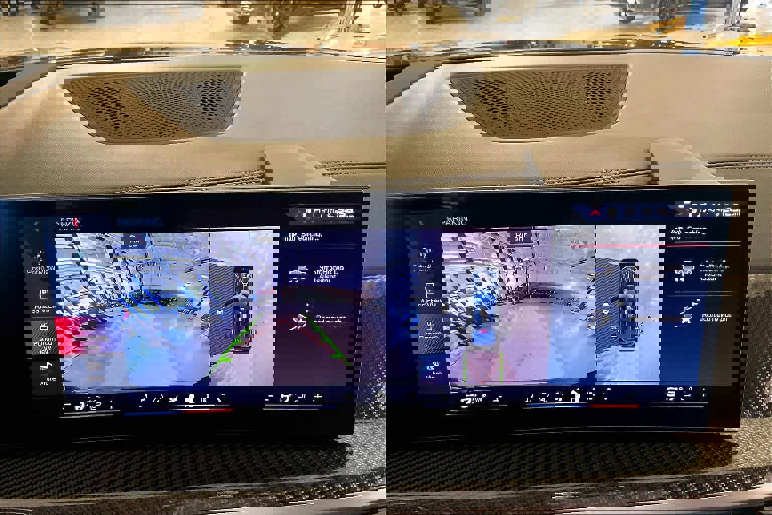 Used 2026 BMW X6 M60i image 27