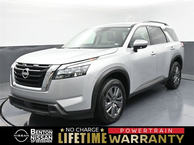 Used 2025 Nissan Pathfinder SV