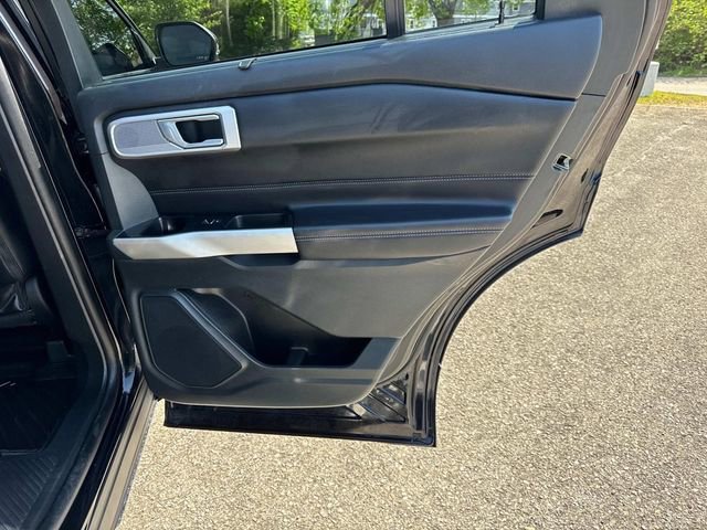 Used 2023 Ford Explorer Limited w/ Equipment Group 301A image 26