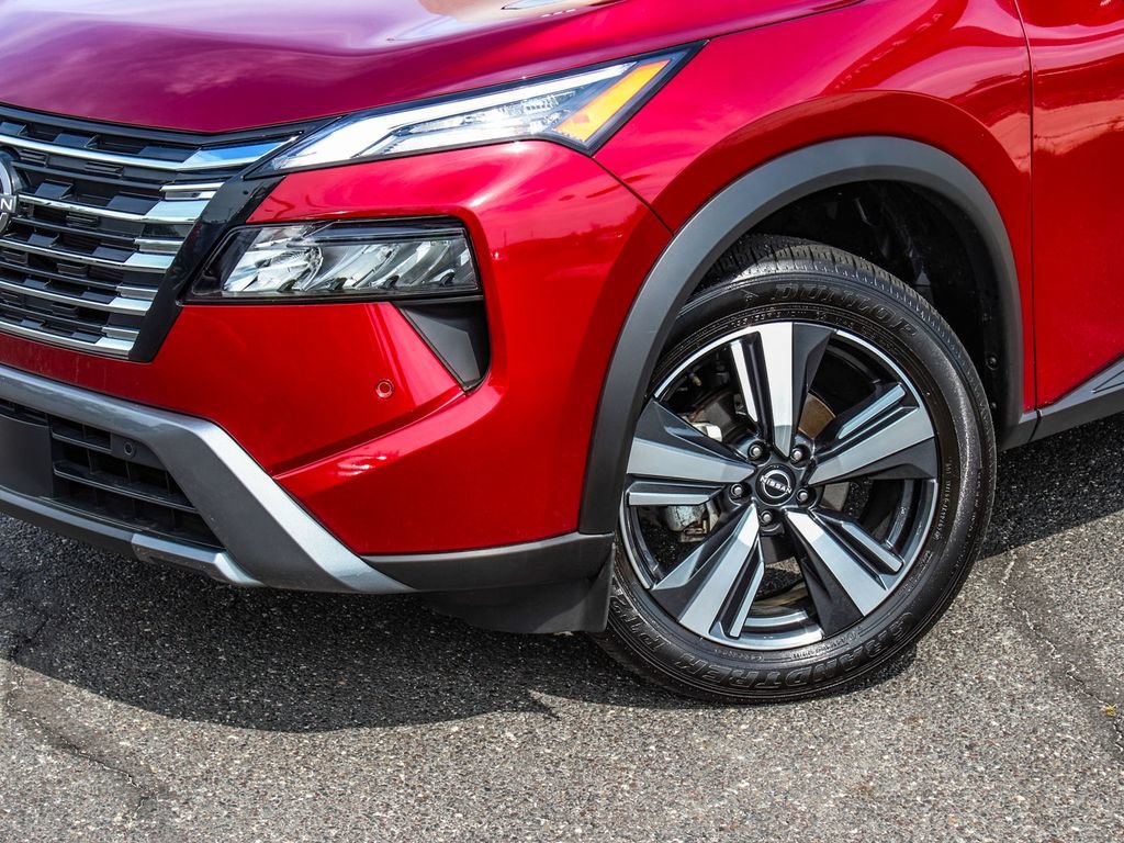 Used 2025 Nissan Rogue SL w/ SL Premium Package AWD/4WD image 48