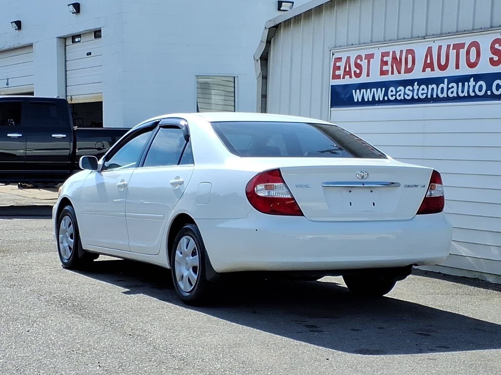 Used 2003 Toyota Camry LE FWD image 3