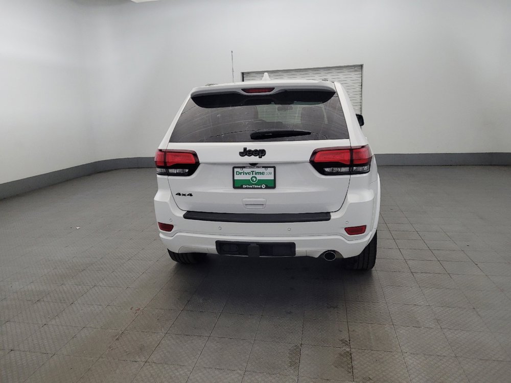 Used 2021 Jeep Grand Cherokee Laredo X image 7