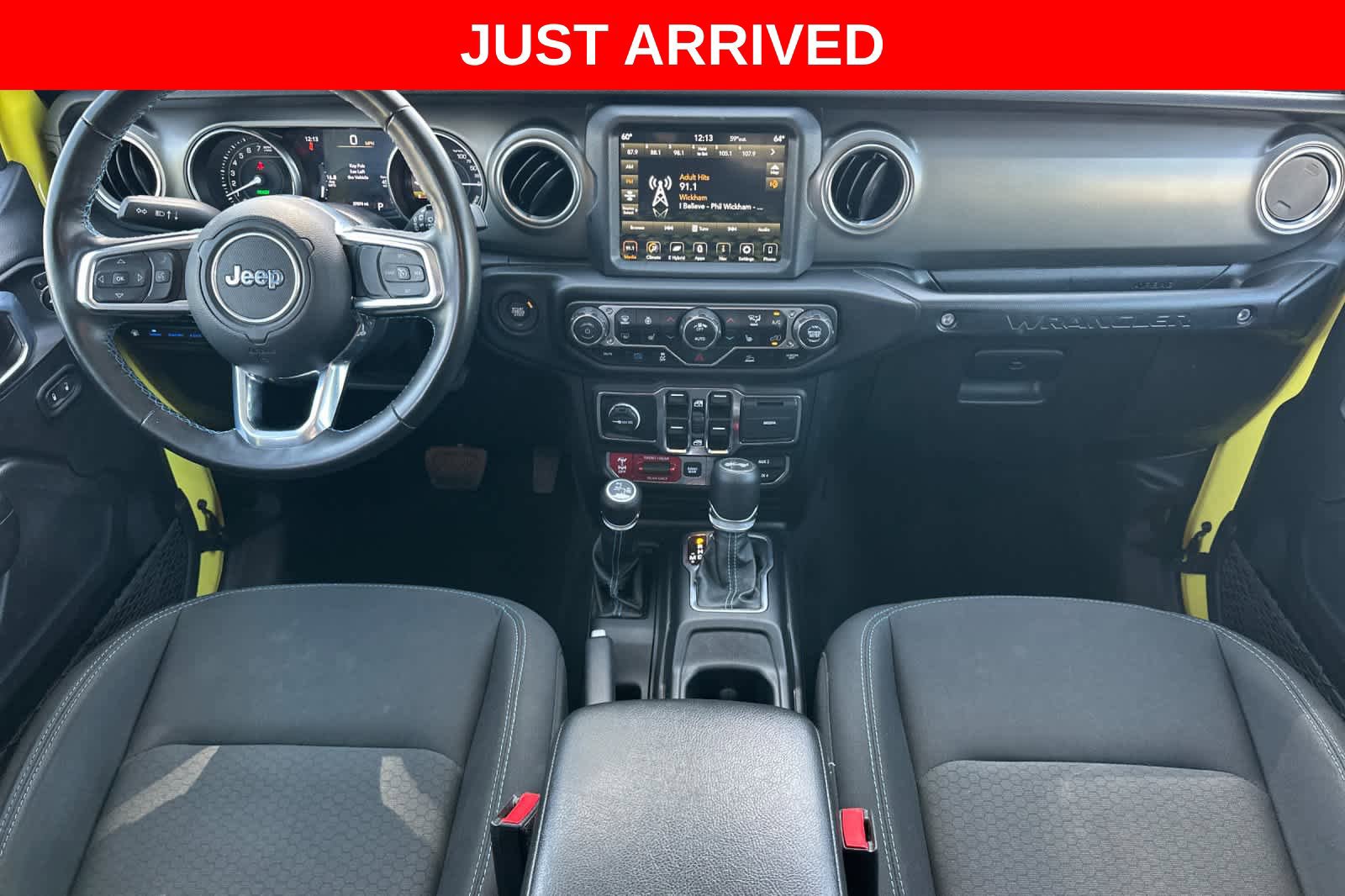Used 2022 Jeep Wrangler Unlimited Rubicon 4xe w/ Cold Weather Group AWD/4WD image 3