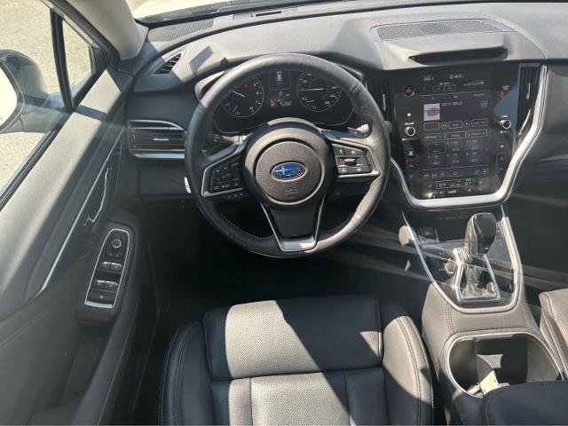 Used 2025 Subaru Outback Limited AWD/4WD image 19