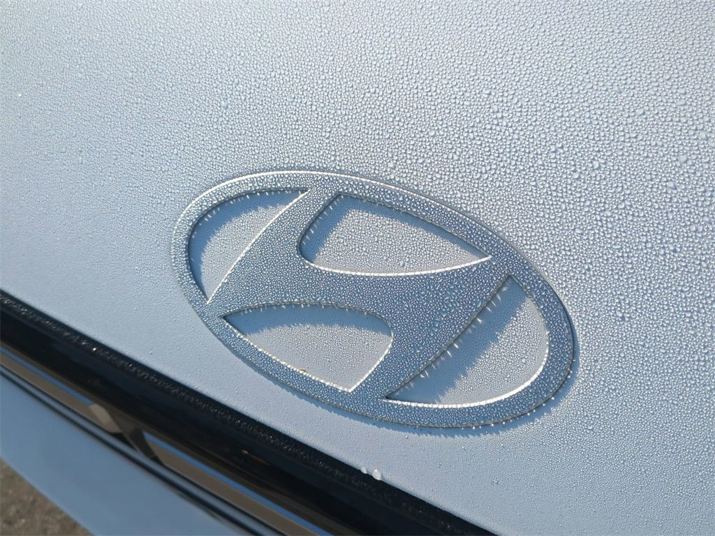 New 2026 Hyundai Santa Fe SE image 13