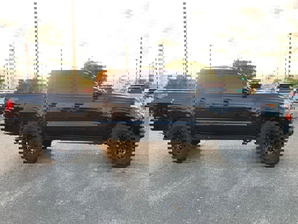 Certified 2023 Toyota Tacoma SR image 3