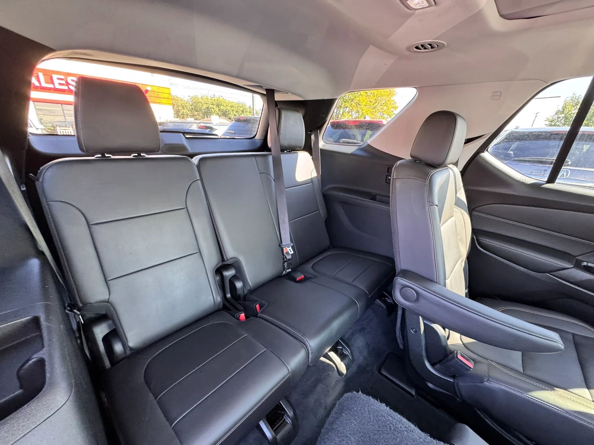 Used 2021 Chevrolet Traverse Premier AWD/4WD image 33