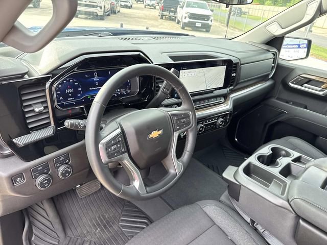 Used 2023 Chevrolet Silverado 1500 LT AWD/4WD image 39