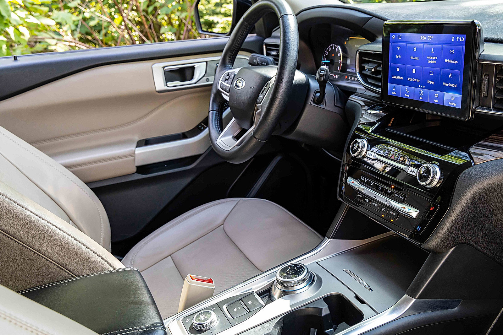 Used 2023 Ford Explorer Limited image 26