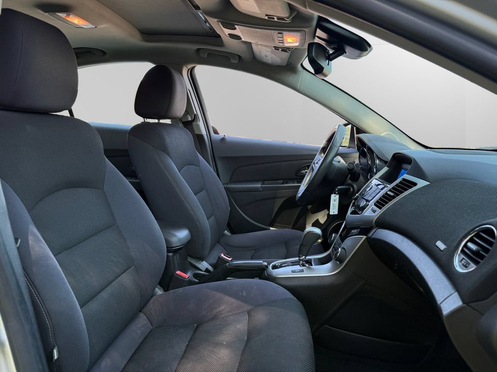 Used 2015 Chevrolet Cruze LT w/ Sun And Sound Package FWD image 14