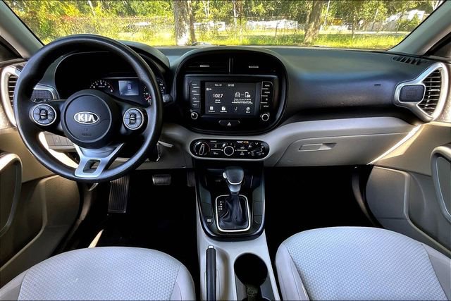 Used 2020 Kia Soul LX image 7