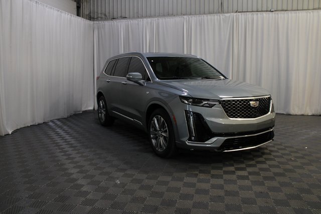 Used 2023 Cadillac XT6 Premium Luxury w/ LPO, Floor Liner Package image 31