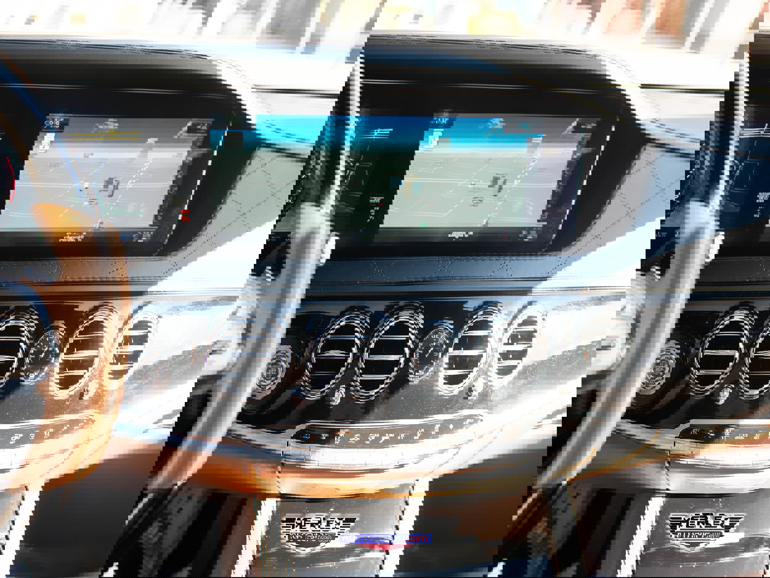 Used 2019 Mercedes-Benz S 560 4MATIC Sedan w/ Premium Package image 32