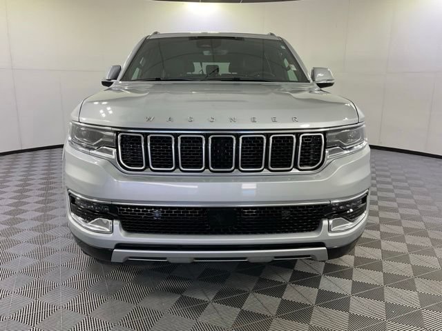 Used 2022 Jeep Wagoneer Series II w/ Rear Seat Video Group 1 AWD/4WD image 2