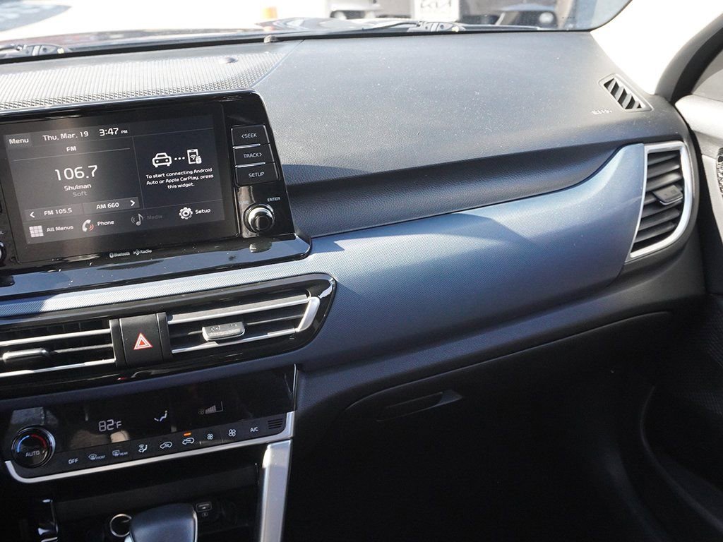 Used 2023 Kia Seltos S image 28
