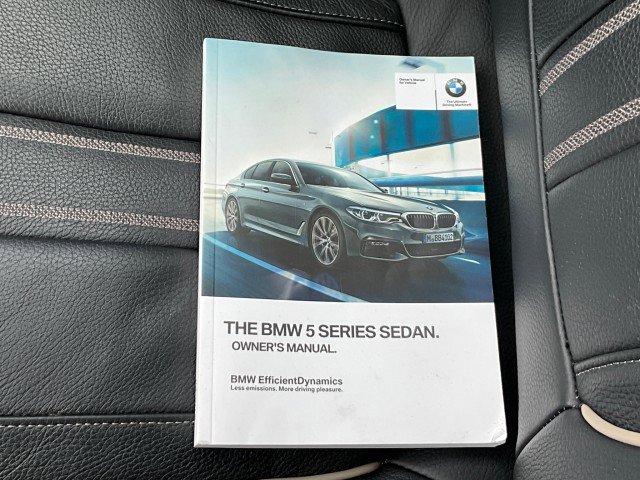 Used 2017 BMW 540i xDrive image 39