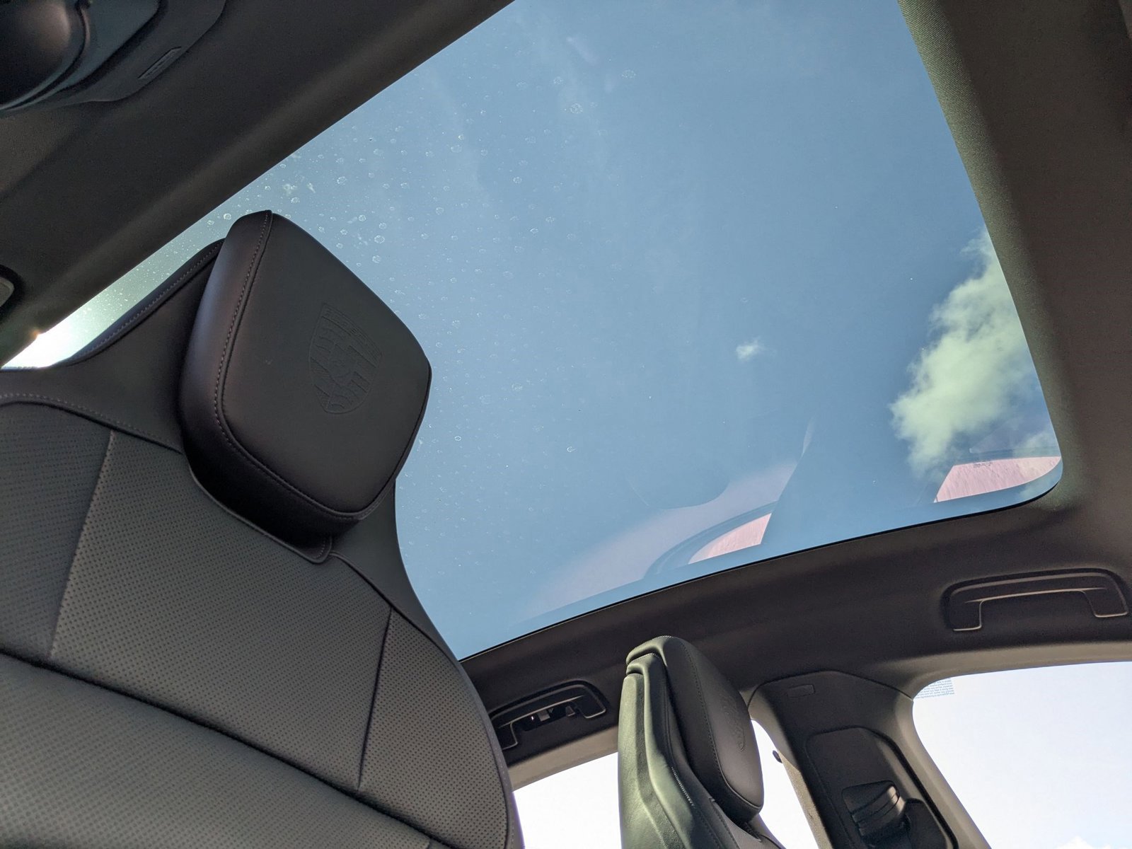 New 2026 Porsche Taycan image 28