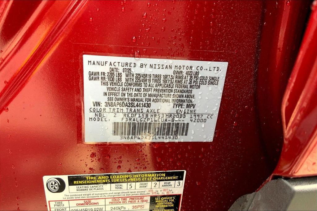 Used 2025 Nissan Kicks SR image 14