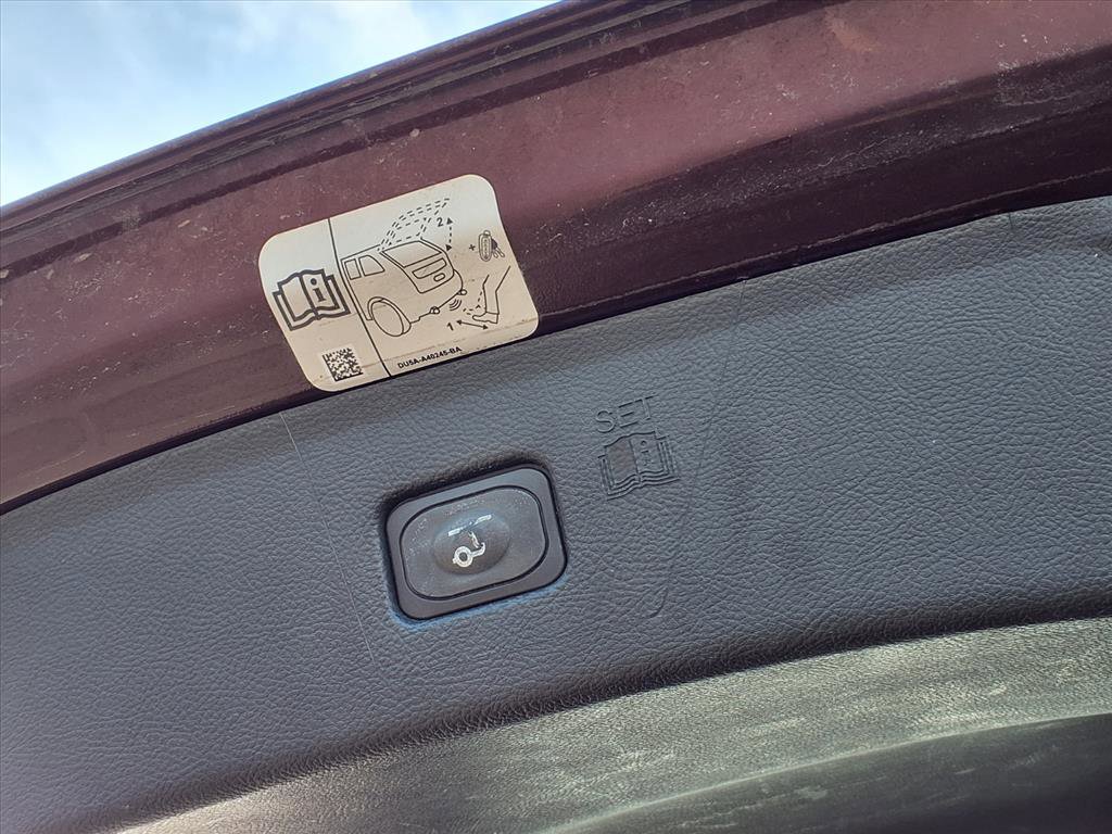 Used 2019 Ford Edge SEL w/ Equipment Group 201A image 22