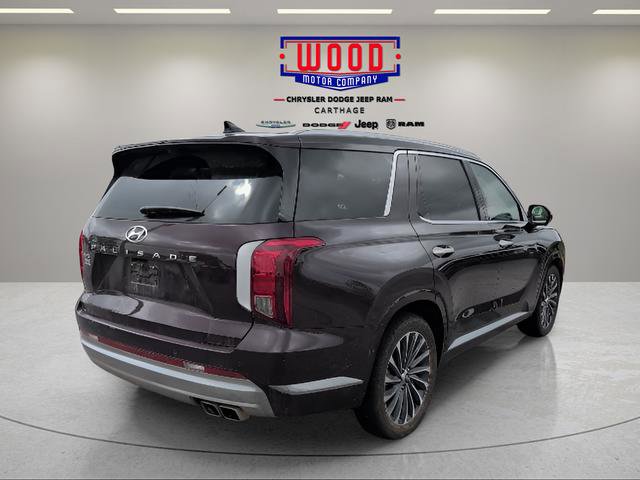 Used 2024 Hyundai Palisade Calligraphy FWD image 3
