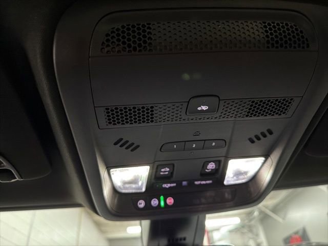 Certified 2023 Cadillac XT5 Premium Luxury AWD/4WD image 14