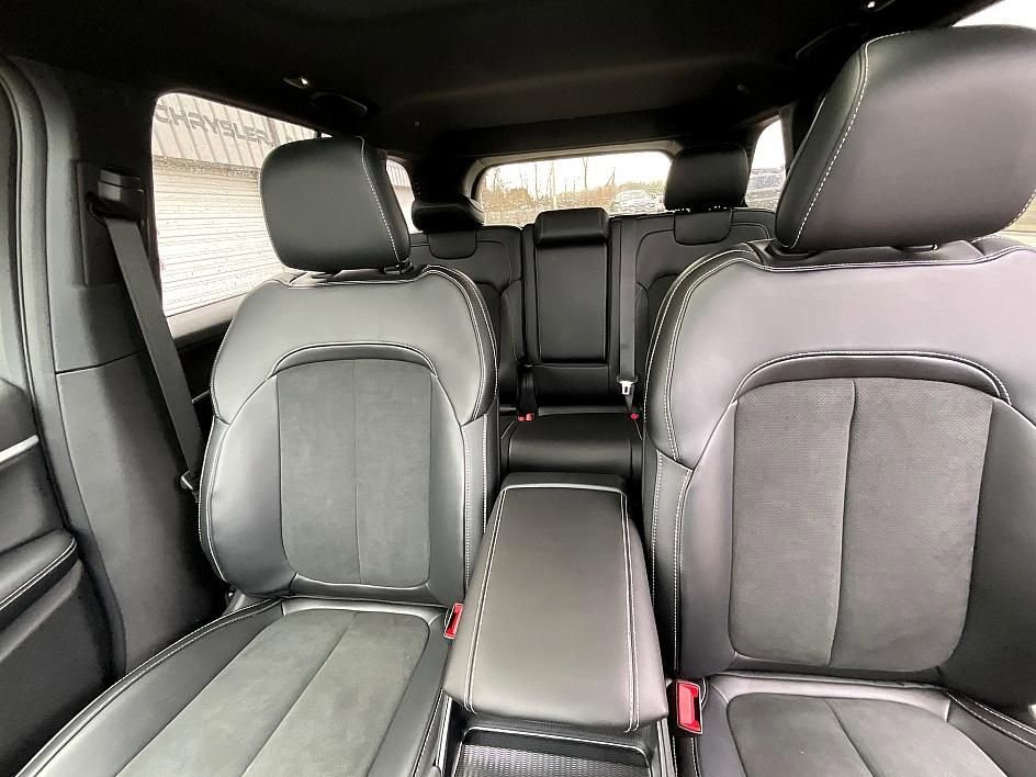 New 2026 Jeep Grand Cherokee Altitude image 35