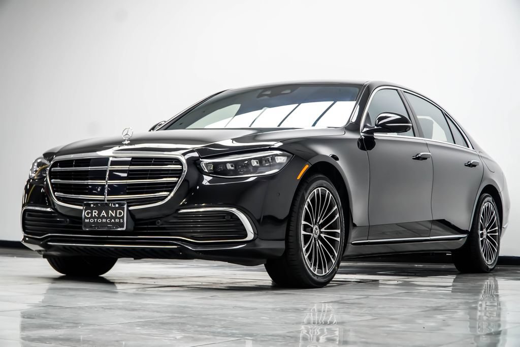 Used 2023 Mercedes-Benz S 580e 4MATIC Sedan w/ Warmth & Comfort Package image 10