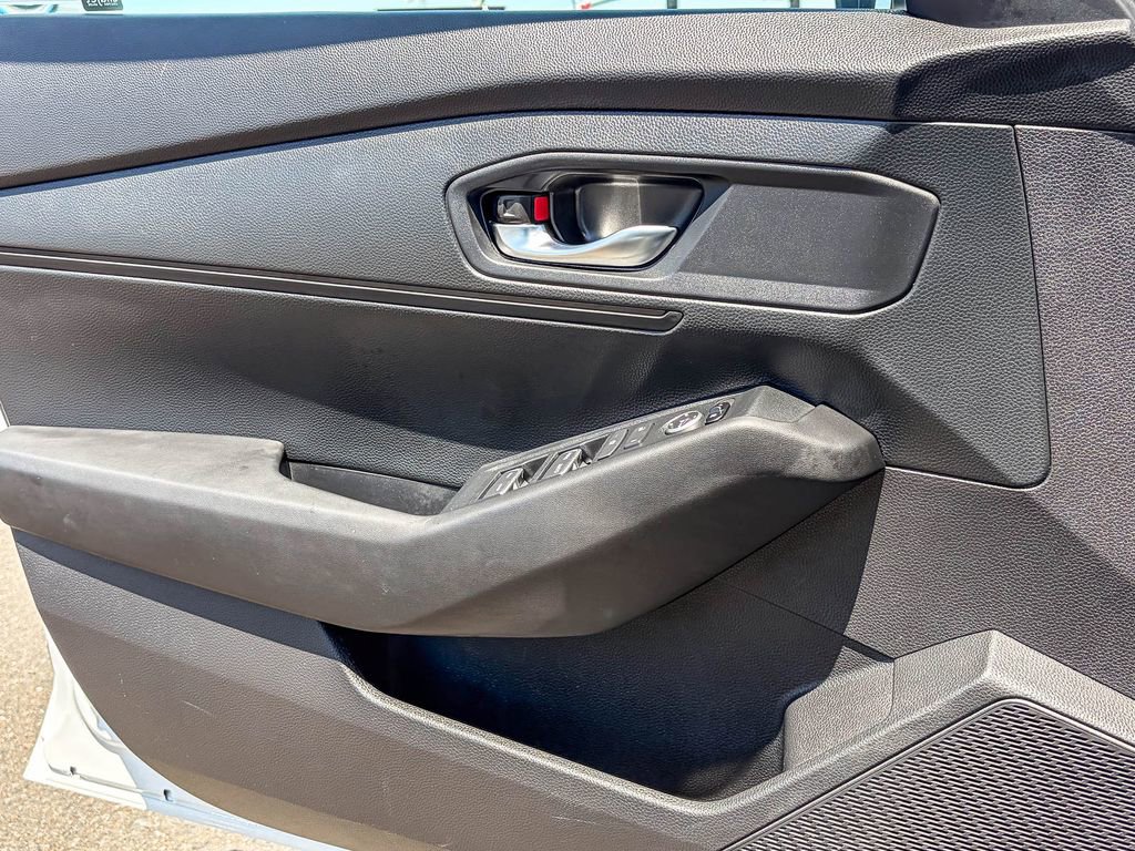 Used 2023 Honda Accord LX image 40