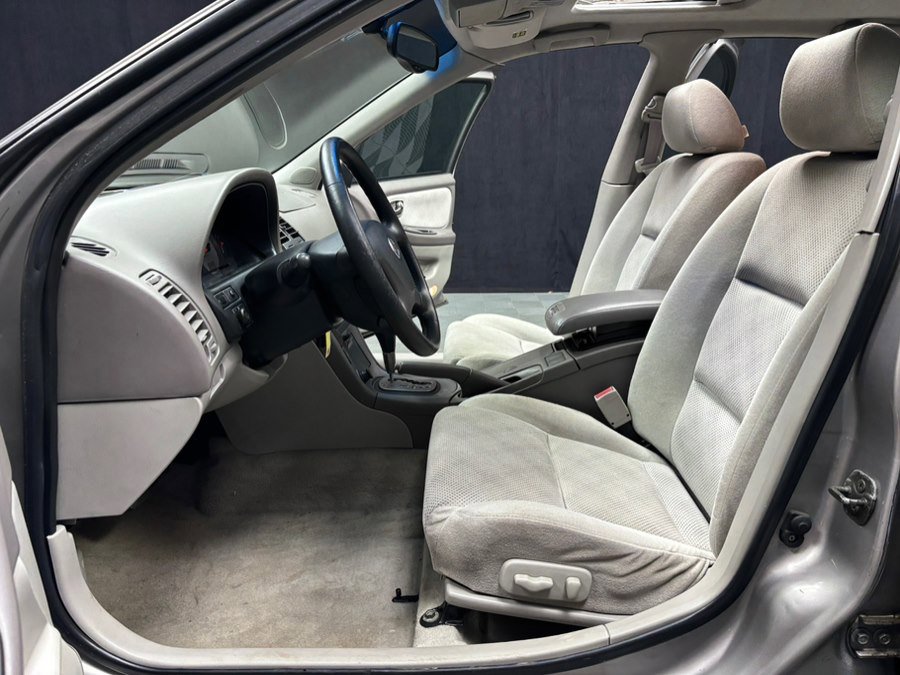 Used 2002 Nissan Maxima SE image 26