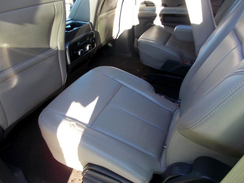 Used 2020 Ford Expedition XLT w/ Equipment Group 202A image 25