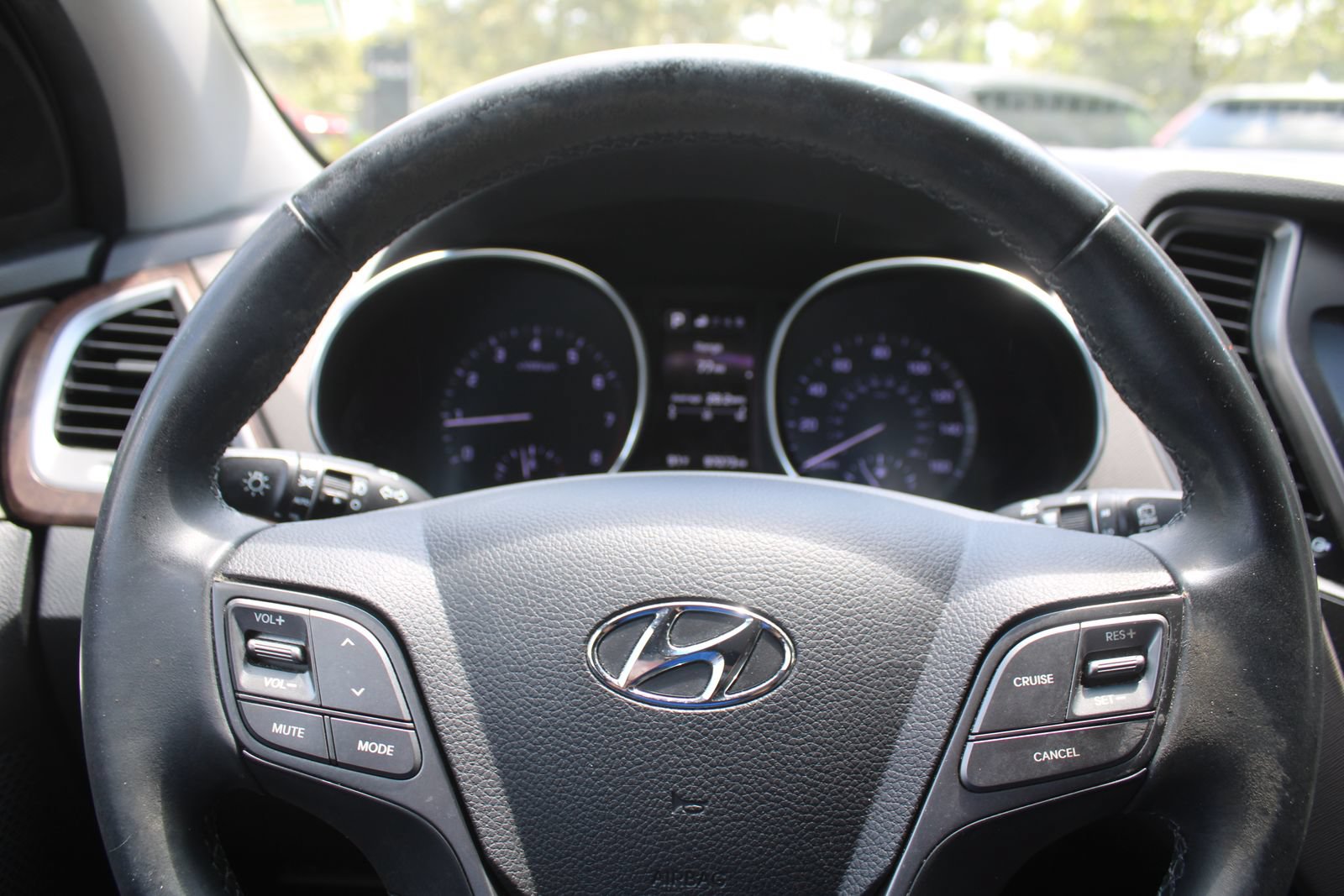 Used 2018 Hyundai Santa Fe Sport FWD image 29