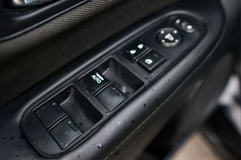 Used 2021 Honda HR-V Sport image 28