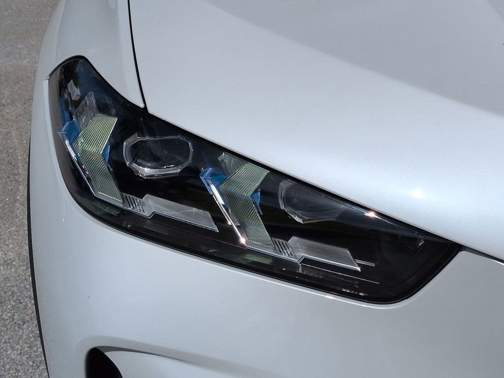 New 2026 BMW X5 xDrive40i w/ Climate Comfort Package image 10