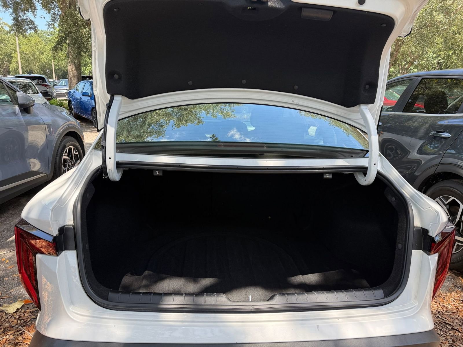 Used 2025 Kia K4 FWD image 29