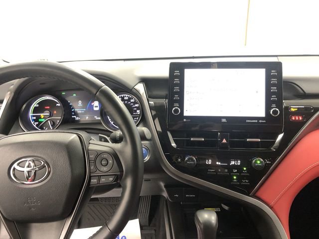Used 2022 Toyota Camry XSE w/ Navigation Upgrade Package FWD image 20