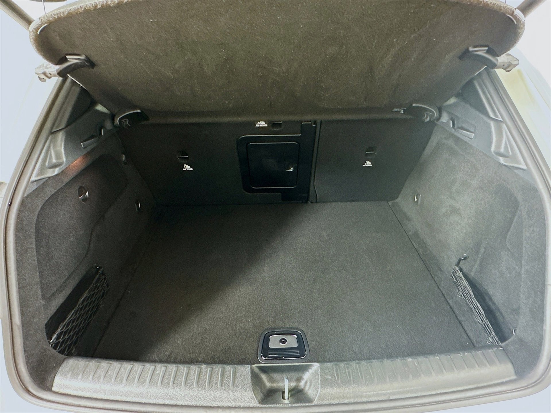 Used 2020 Mercedes-Benz GLA 250 4MATIC image 28