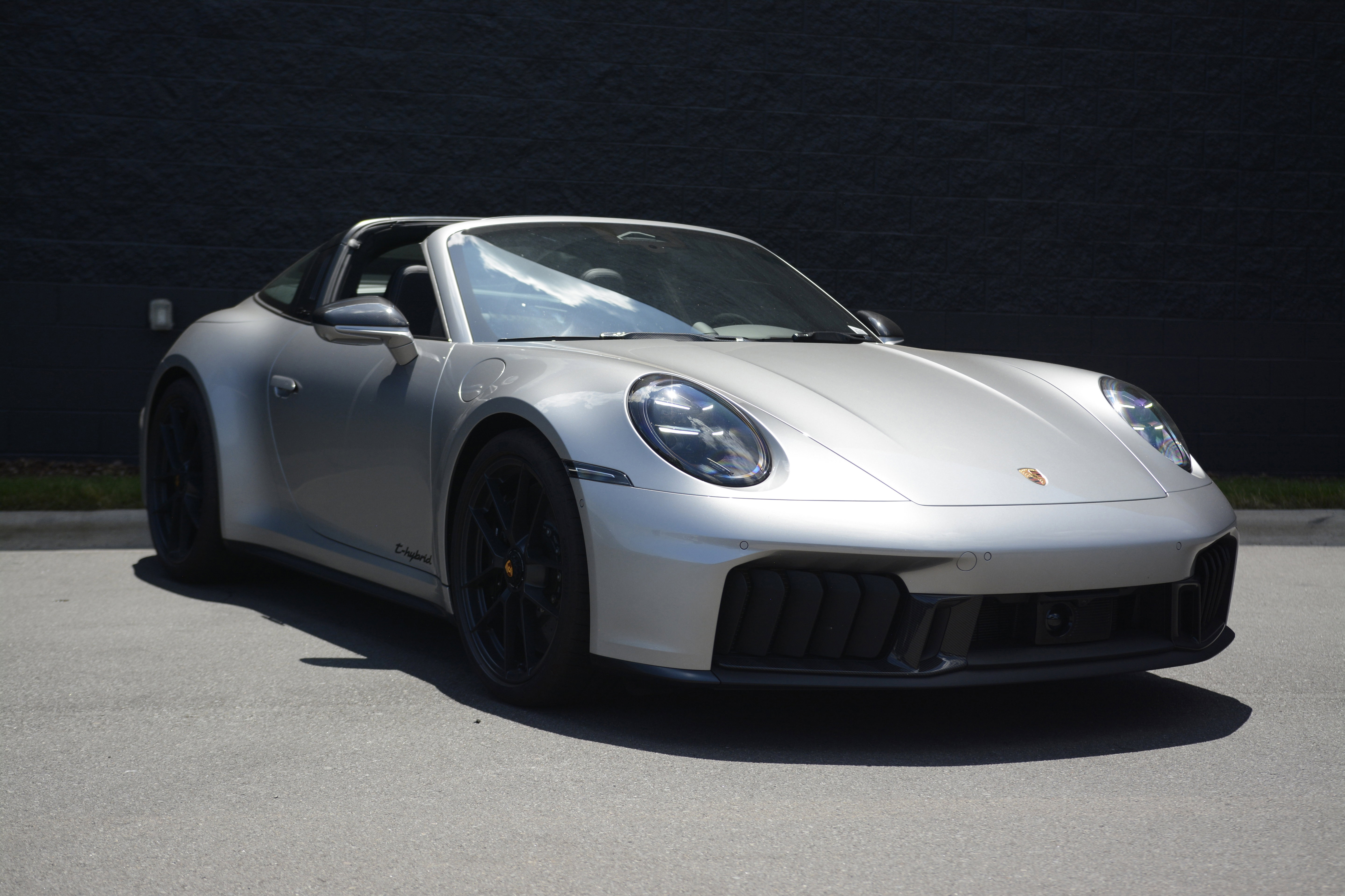 Certified 2026 Porsche 911 Targa 4 GTS AWD/4WD image 9