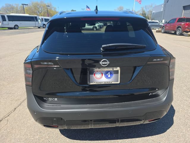 New 2026 Nissan Kicks SV w/ SV Premium Package AWD/4WD image 25