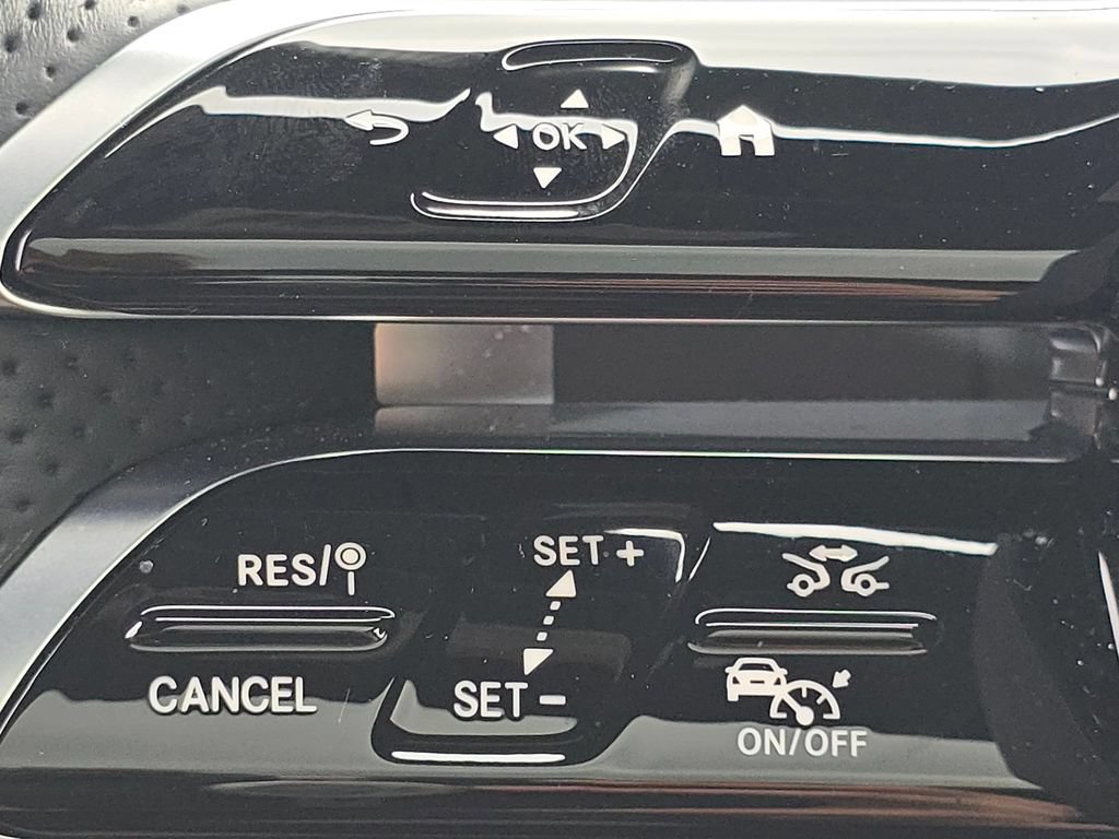 Certified 2026 Mercedes-Benz GLC 300 4MATIC image 35