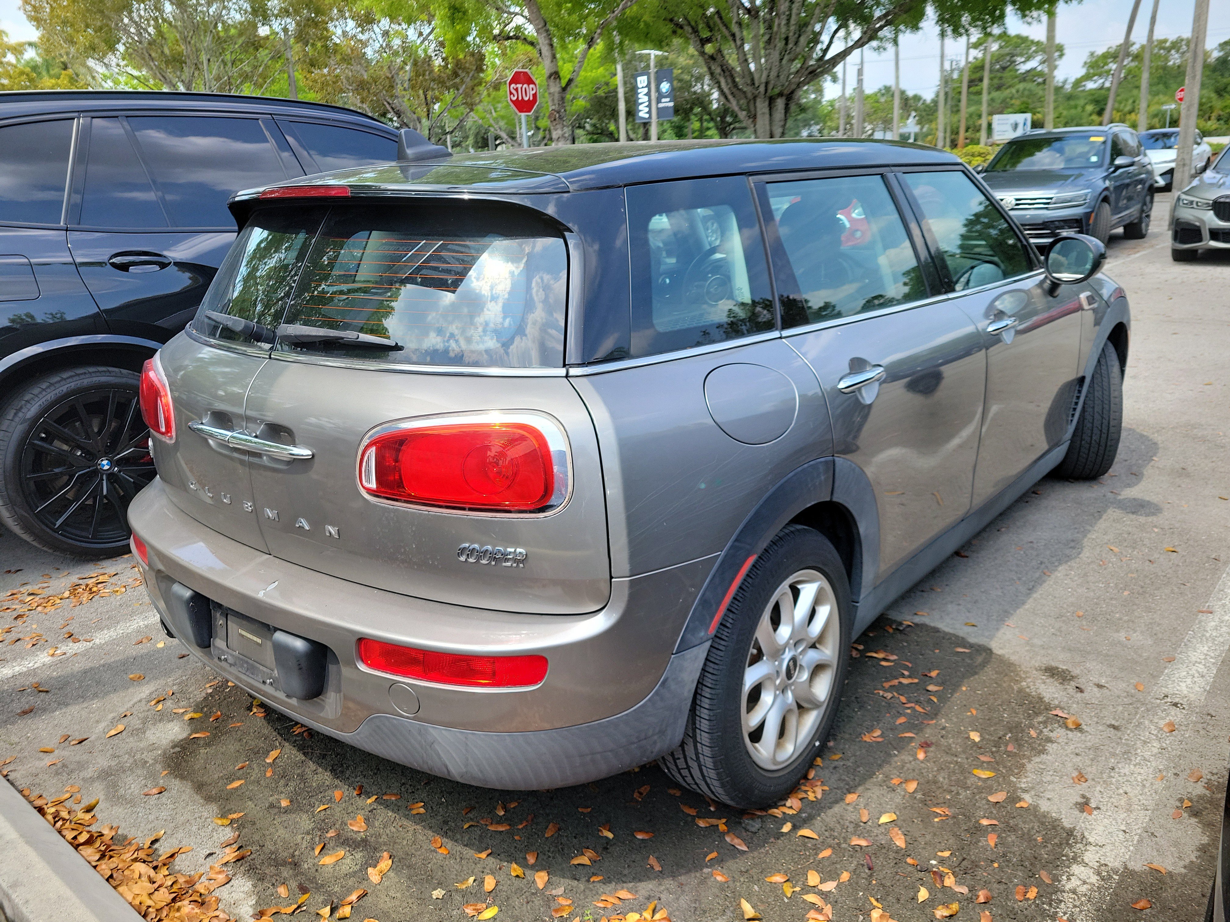 Used 2017 MINI Cooper Clubman FWD image 6