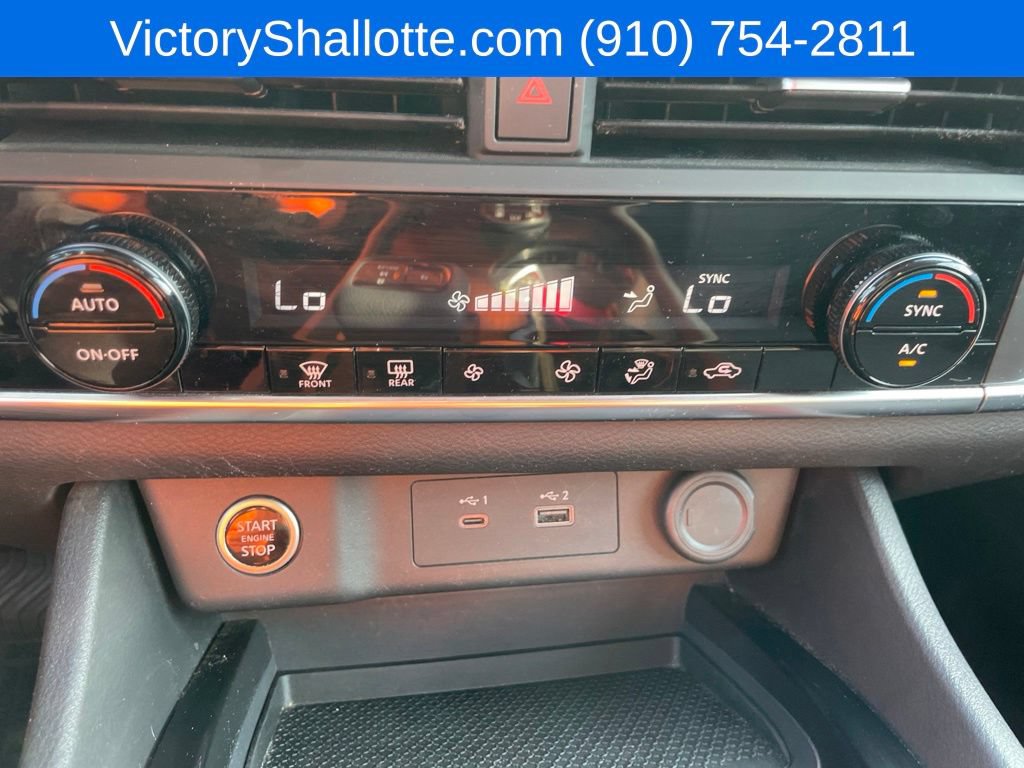 Used 2023 Nissan Rogue SV AWD/4WD image 31
