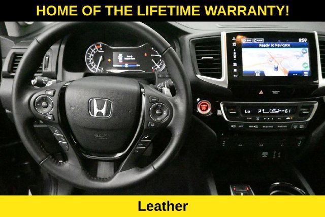 Used 2017 Honda Pilot Touring image 15