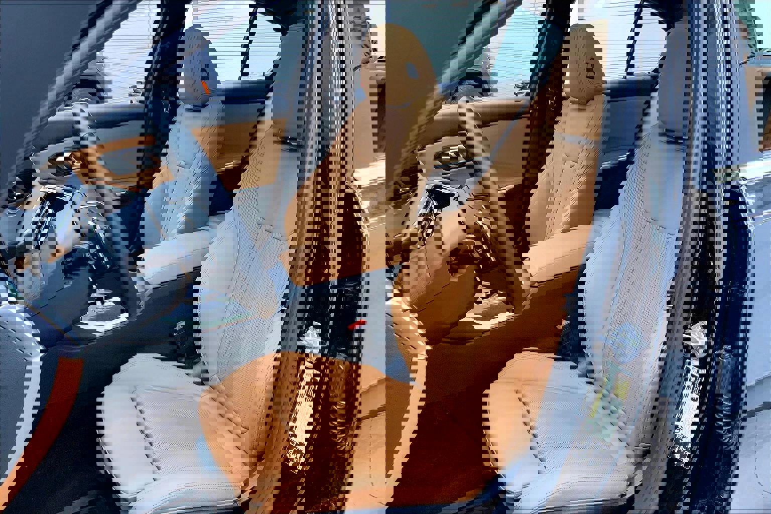 Used 2024 BMW 330i xDrive Sedan w/ Convenience Package image 13