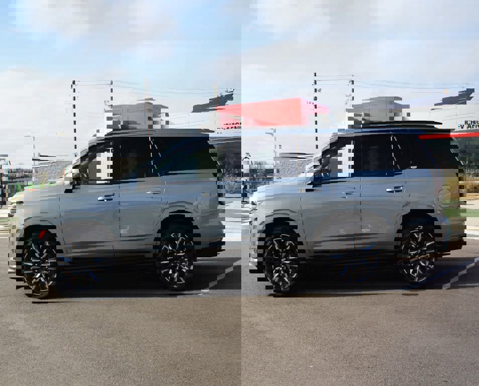 Used 2024 Cadillac Escalade Sport w/ Touring Package image 15