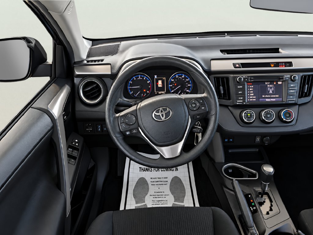 Used 2018 Toyota RAV4 LE FWD image 42